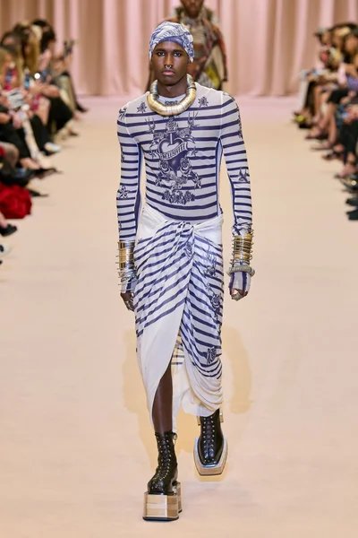 Look 6